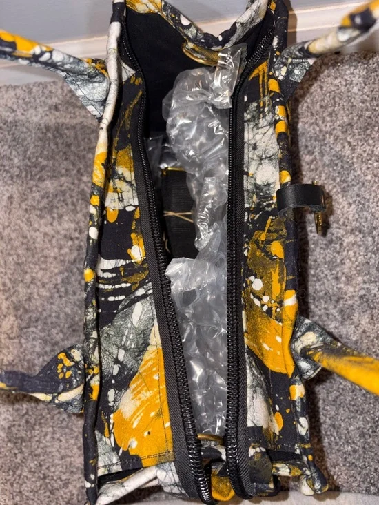 TanzaTötz Batik Signature Handbag - Picture 3 of 3